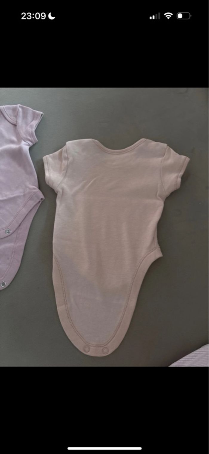 Lot de 3 Bodys Rose Lila et Blanc - Taille 1 mois - photo numéro 3