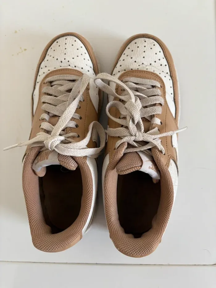 Nike Dunk Low - Beige & Blanc - photo numéro 5