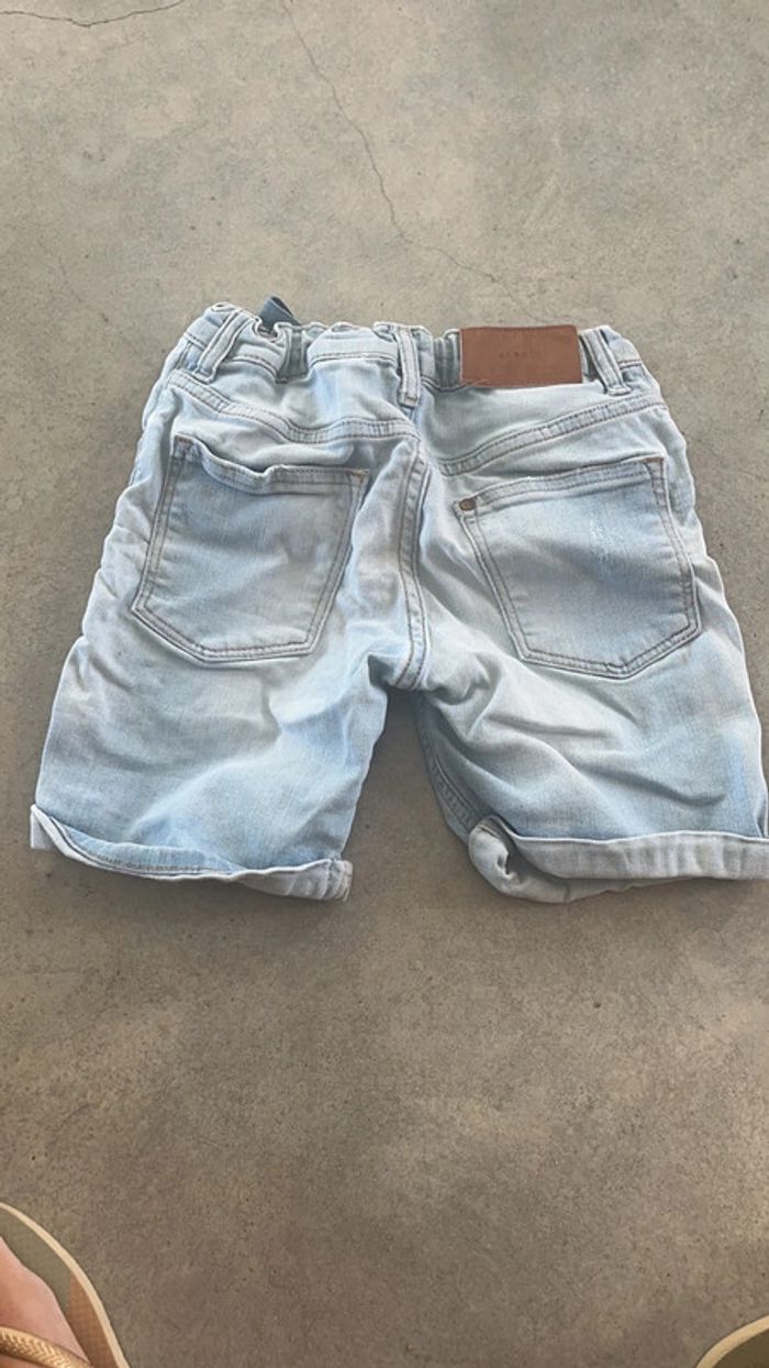 Short jean H&M garçon 6 ans - photo numéro 2