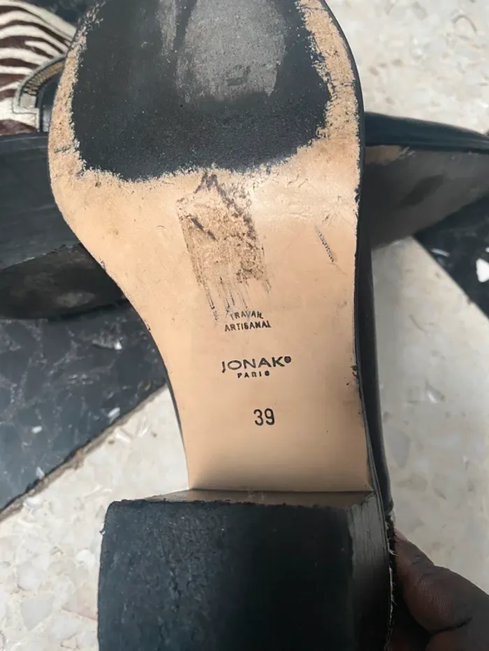 Bottines Jonak Paris cuir – T39 – détail zèbre à l’arrière - photo numéro 7
