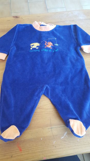 Pyjama Absorba taille 3 mois