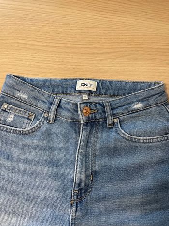 Jean ONLY