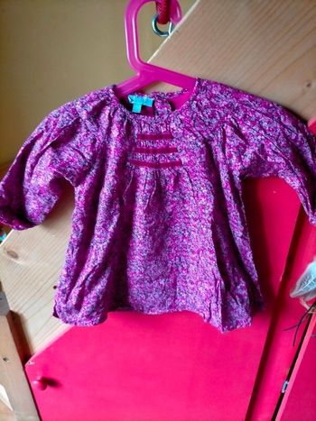 Très jolie robe absorba 12 mois