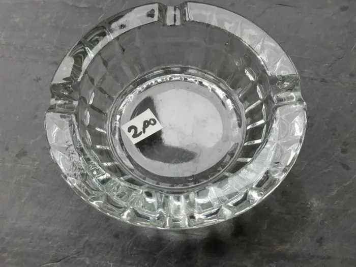 Gros cendrier en verre