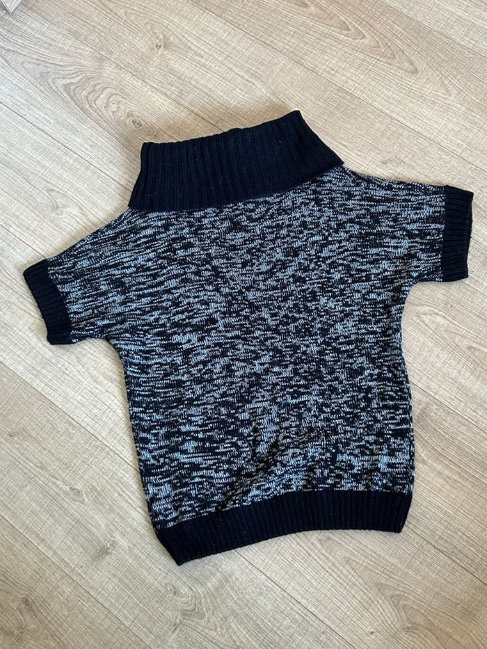 Pull noir et gris à manches courtes Esmara taille 38/40 TBE - photo numéro 8
