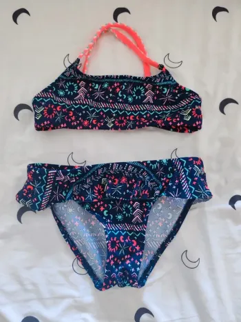 Maillot de bain 2 pieces 5/6 ans