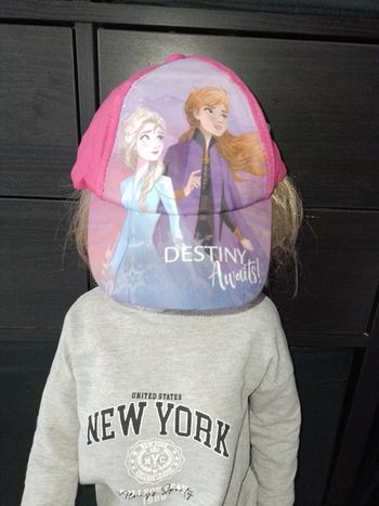 Casquette Reine des neiges 