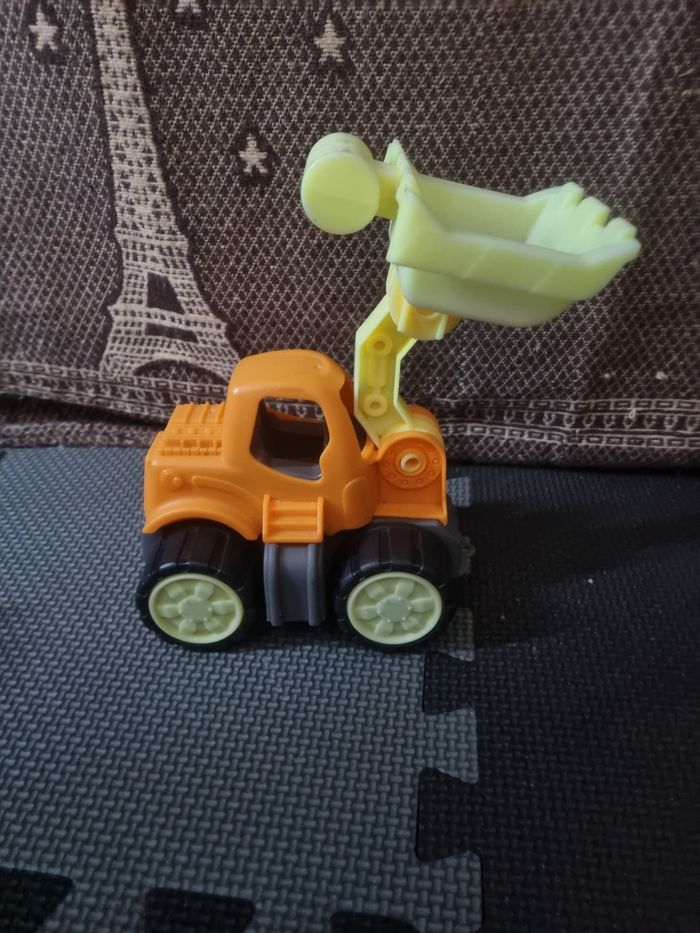 Lot jouets véhicules - photo numéro 4