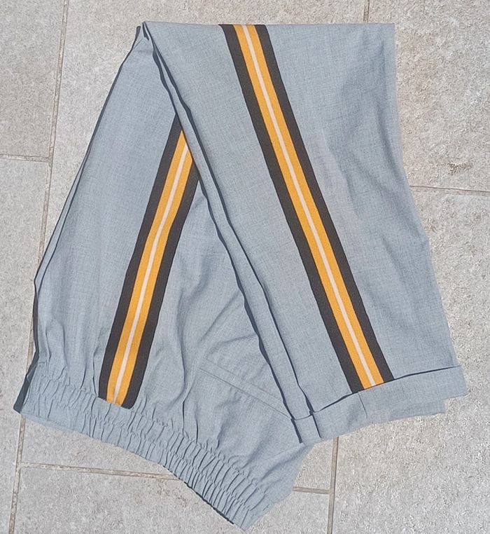 Pantalon Bershka taille L - photo numéro 2