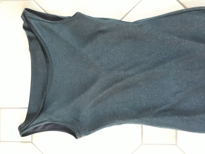 Robe longue verte foncé taille 36 - photo numéro 2