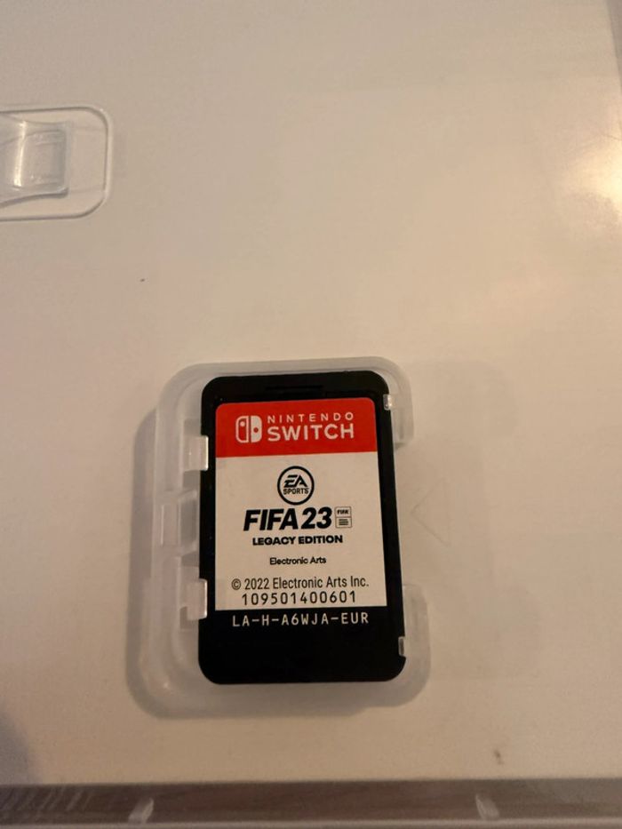 FIFA 23 Édition Essentielle Switch - photo numéro 3