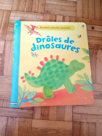 Activités manuelles dinosaures