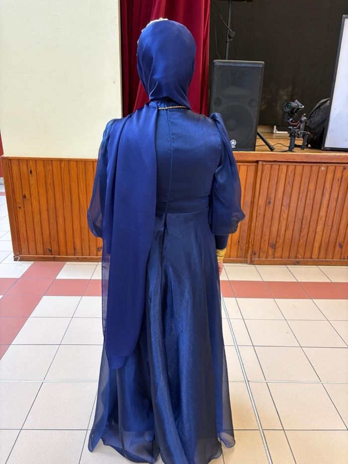 Robe de soirée femme taille 40 - photo numéro 4