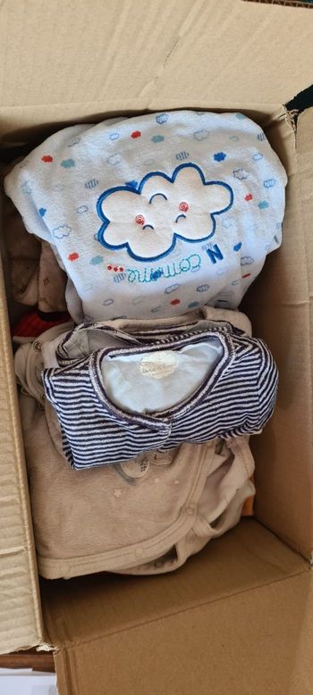 Lot vêtements 1 mois