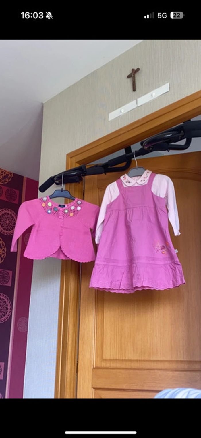 Ensemble rose Sergent Major