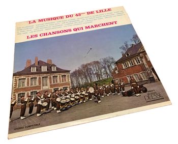 Vinyle 33 tours La musique du 43ème de Lille Les chansons qui marchent (1968) Disques DEESSE DDLX9