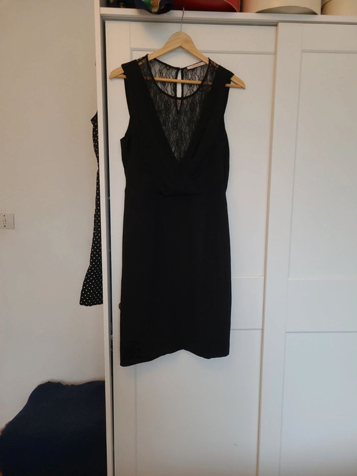 Robe noire taille 40 - photo numéro 2