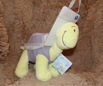 Peluche Yvan la tortue mauve et vert Noukie's