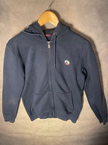 Sweat, zippé jott bleu marine, capuche, taille S. Très bon état.