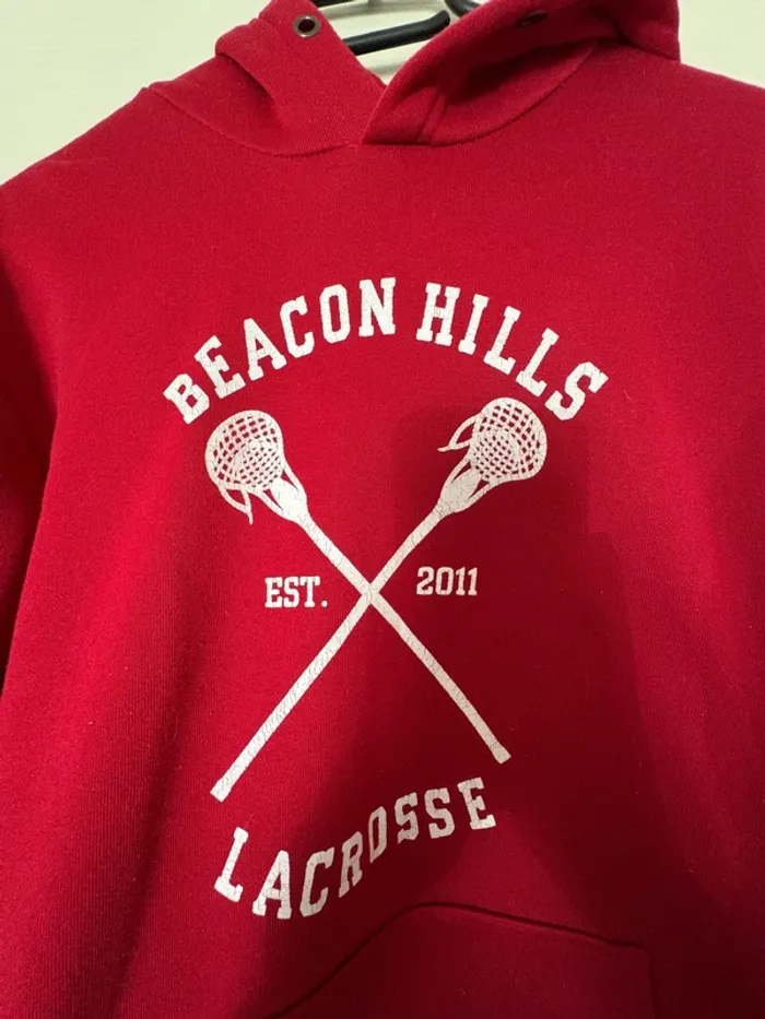 Pull rouge Teen Wolf – Taille M - photo numéro 2