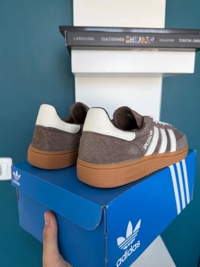 Nouveau Adidas Originais Handball Spezial Marron - Taille 40 - photo numéro 3
