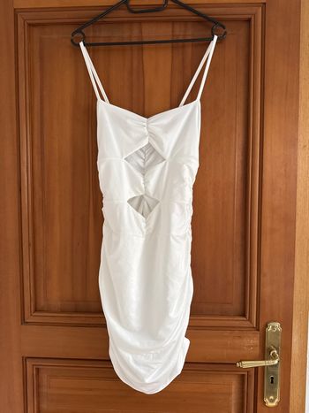 Robe neuf Blanche  Taille L