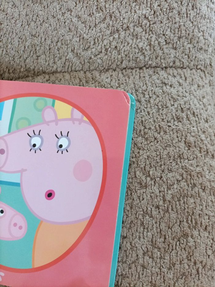 Livre Peppa pig cartonné : Peppa est malade - photo numéro 9