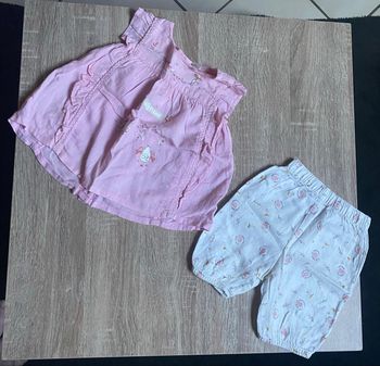 Ensemble t-shirt + pantalon 