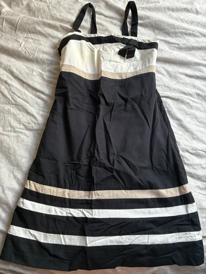 Robe petite tache