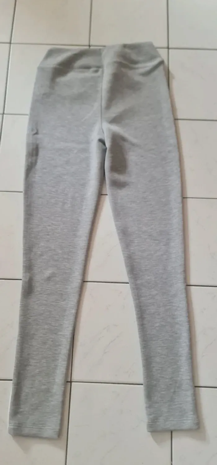 Bas de jogging ou legging - photo numéro 4