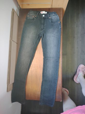Jeans levi's 510 taille 12ans 