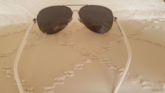 Lunette de soleil - photo numéro 7