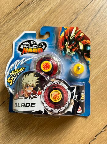 Toupie blade Nado infinity