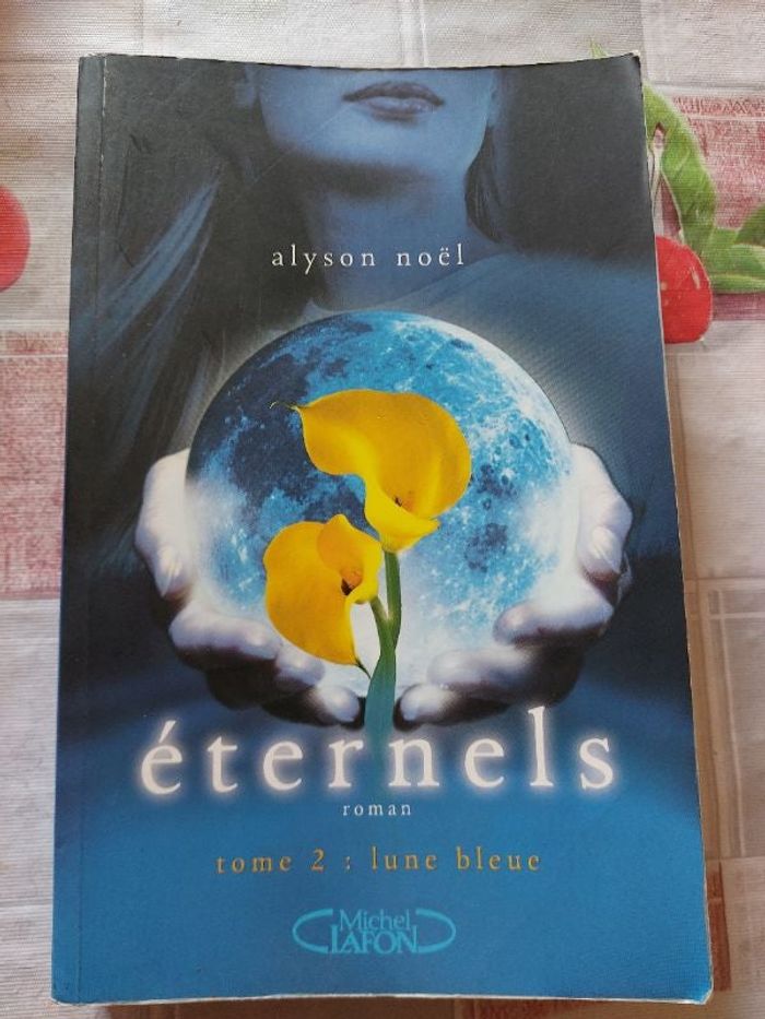Livre éternels tome 2 lune bleue