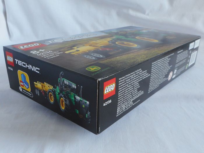 Lego Technic - 42136 - Tracteur John Deere 9620R 4WD - NEUF - photo numéro 3