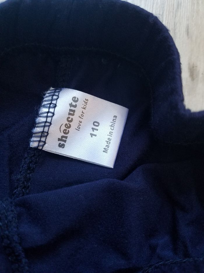 Legging fille t 4 ans tbe - photo numéro 2