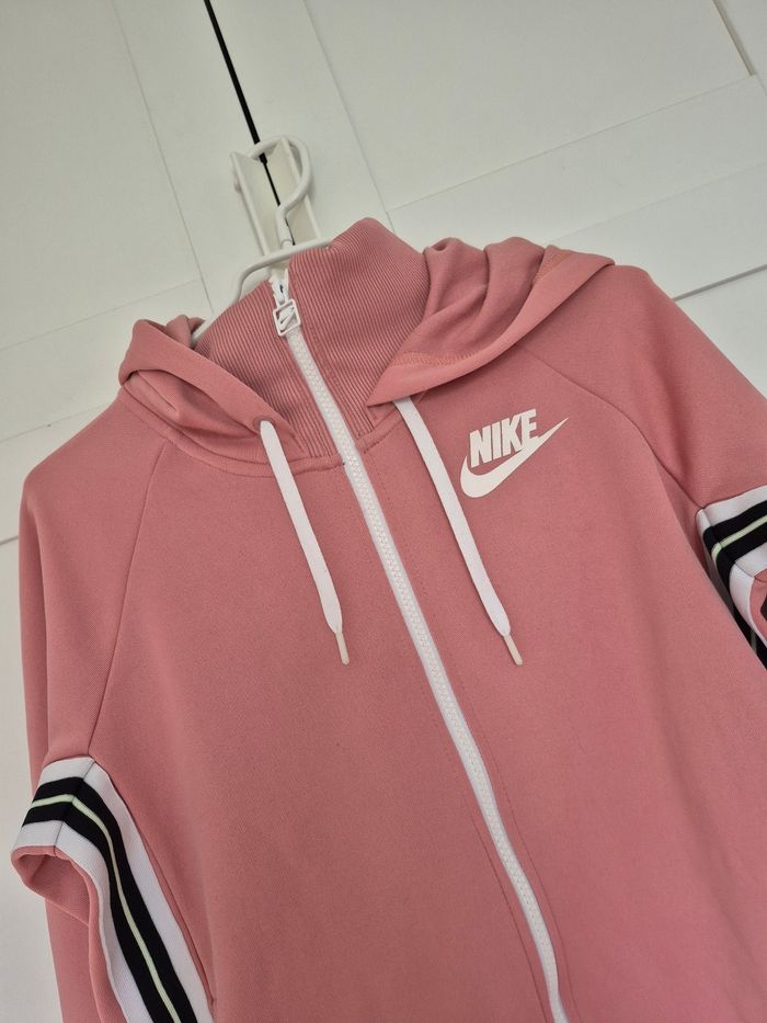 Veste Nike taille S - photo numéro 2