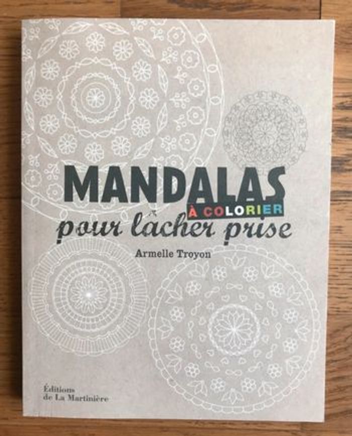 200 Mandalas à colorier pour lâcher prise