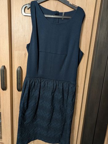 Jolie robe bi matière Naf Naf