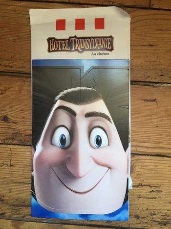 Masque hôtel Transylvanie 4 Vampire Drac jouet collection KFC