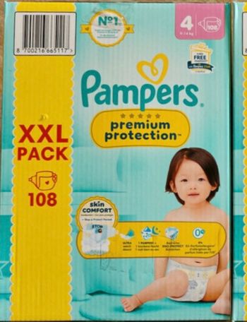 1 carton de couches Pampers taille 4