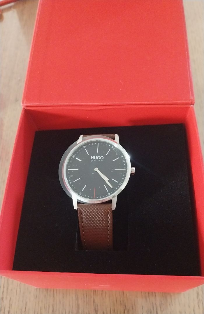 Montre homme hugo BOSS neuve