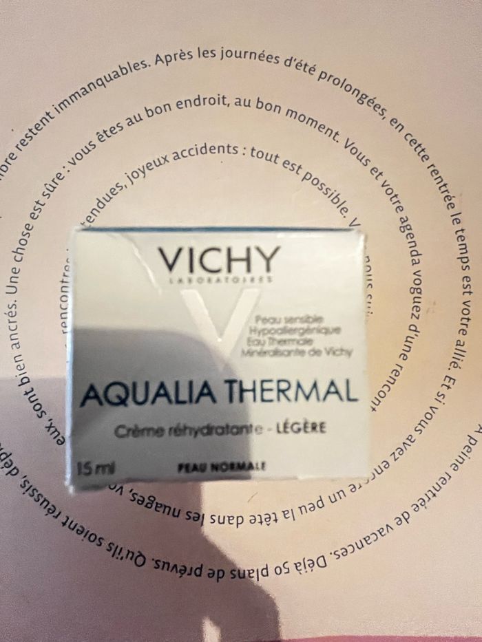 Soin visage , crème réhydratante