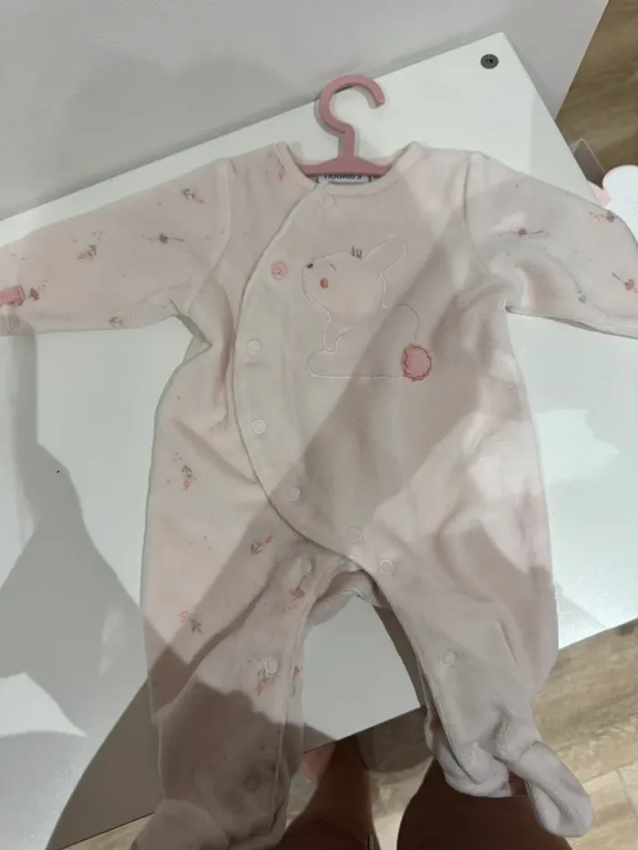 Lot pyjamas noukies 1 mois - 56 - photo numéro 2