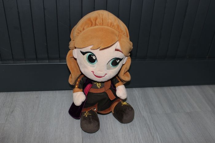 Peluche Anna La Reine des Neiges 2