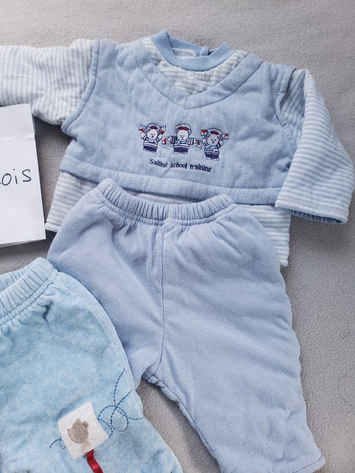 Lot vêtements 1mois - photo numéro 9