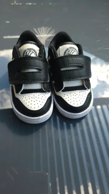 Baskets bébé
