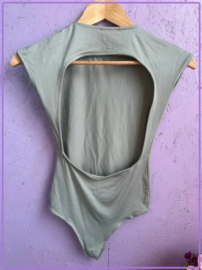 Body dos-nu Stradivarius - photo numéro 3