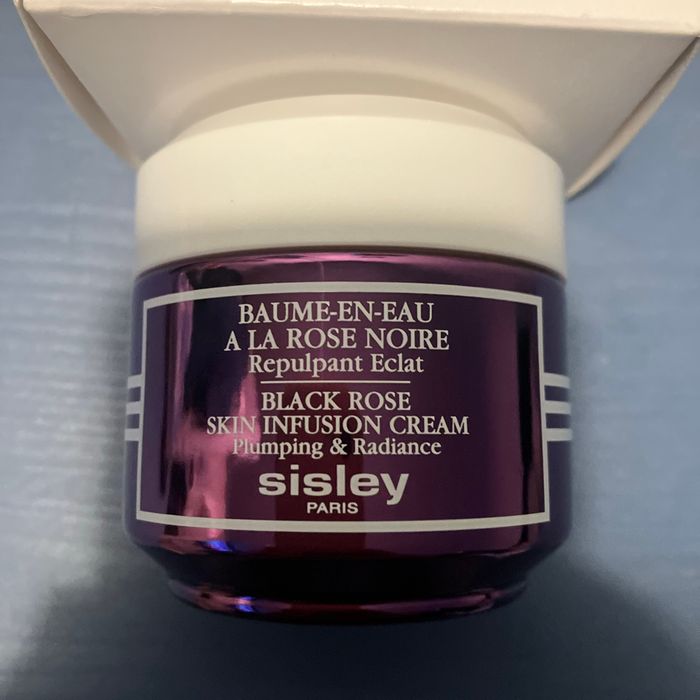 Sisley baume en eau à la rose noire