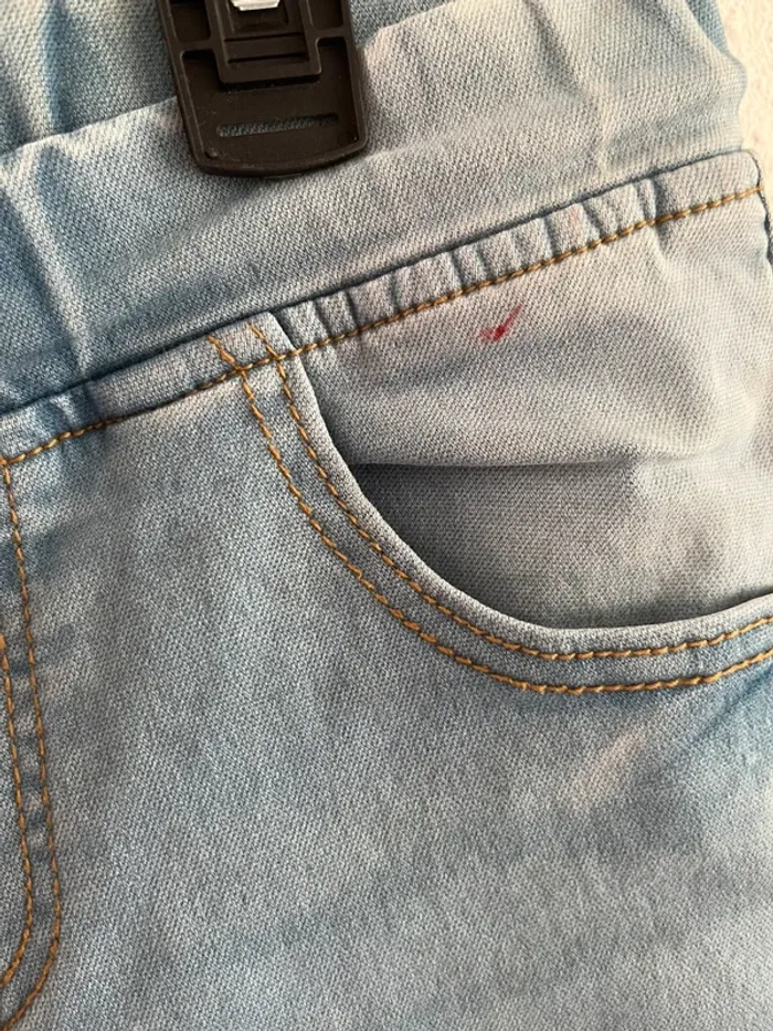 Jean taille  9/10 ans💫 - photo numéro 4